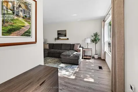 41 Maple Street South Gananoque ON K7G 2N6