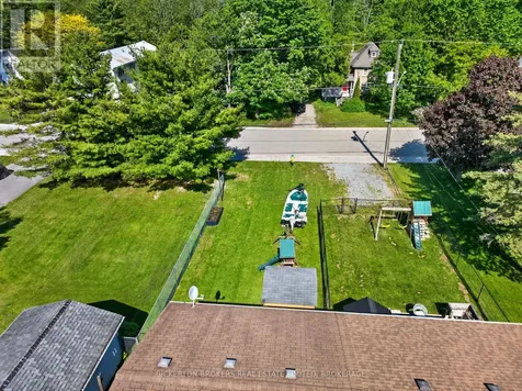 41 Maple Street South Gananoque ON K7G 2N6