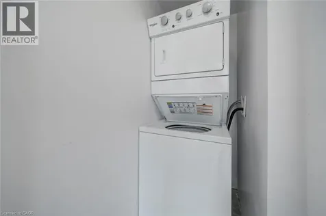 7711 Green Vista Gate Niagara Falls ON L2H 1R1