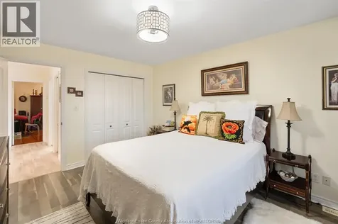 11294 Timber Bay Crescent Windsor ON N8R 2L2