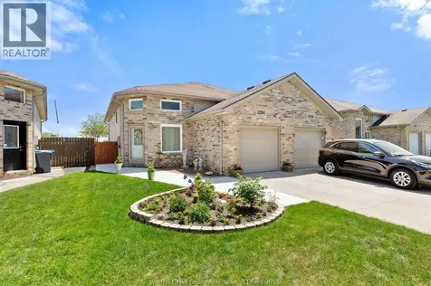 11294 Timber Bay Crescent Windsor ON N8R 2L2