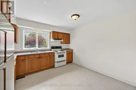 5 Bridle Road Penetanguishene ON L9M 1J5