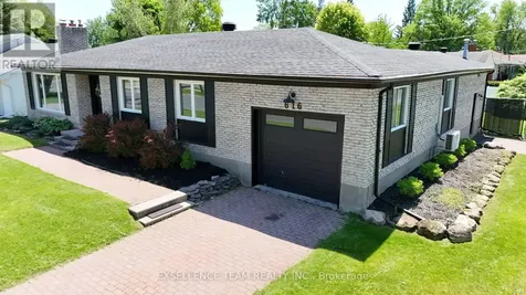 616 Surgenor Street West Cornwall ON K6J 2H4