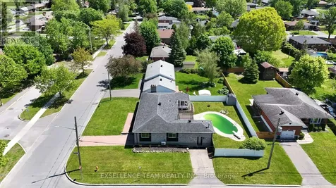 616 Surgenor Street West Cornwall ON K6J 2H4