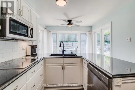 13 Gateview Drive Waterloo ON N2T 1A3
