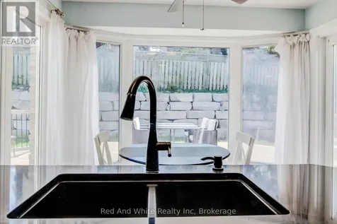 13 Gateview Drive Waterloo ON N2T 1A3