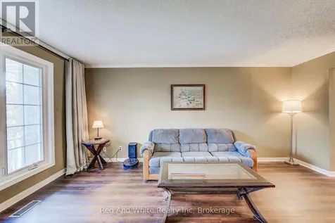13 Gateview Drive Waterloo ON N2T 1A3