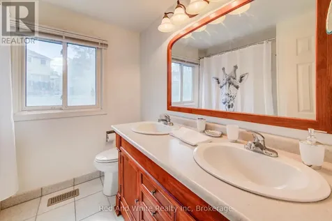 13 Gateview Drive Waterloo ON N2T 1A3