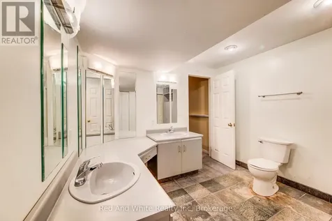 13 Gateview Drive Waterloo ON N2T 1A3