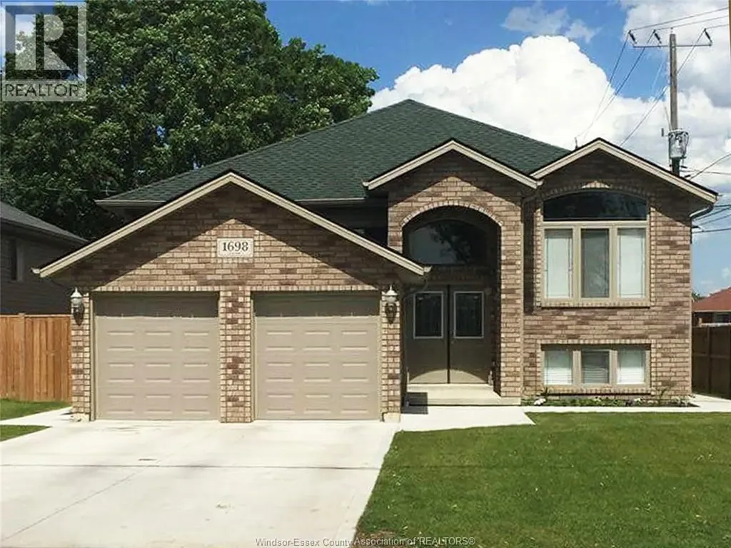 1698 Northway Avenue Windsor ON N9B 3L9