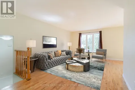 19 Lorraine Drive Cambridge ON N1R 6N9