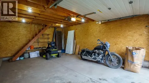 1296 Elm Avenue Windsor ON N8X 2B5