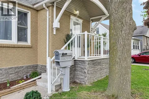 1366 Lillian Avenue Windsor ON N8X 4A5