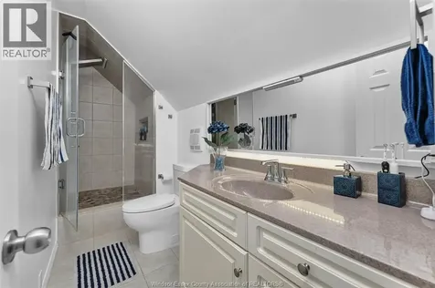 1366 Lillian Avenue Windsor ON N8X 4A5