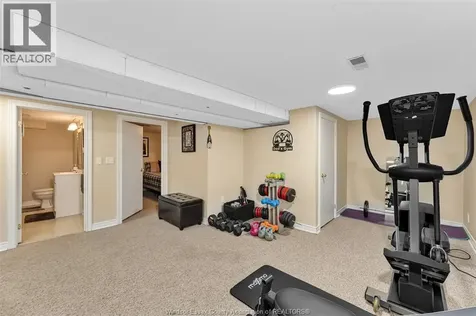 1366 Lillian Avenue Windsor ON N8X 4A5
