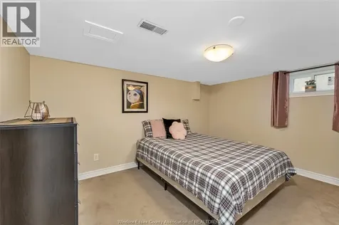 1366 Lillian Avenue Windsor ON N8X 4A5