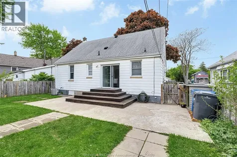 1366 Lillian Avenue Windsor ON N8X 4A5