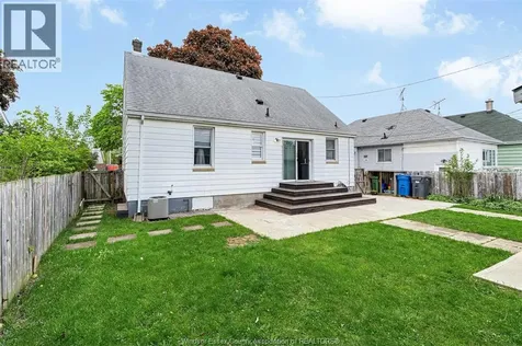 1366 Lillian Avenue Windsor ON N8X 4A5