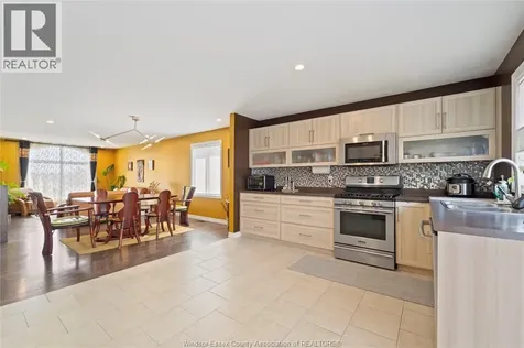 398 Poplar Drive Lakeshore ON N0R 1A0