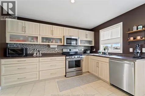398 Poplar Drive Lakeshore ON N0R 1A0
