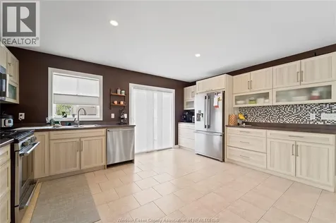 398 Poplar Drive Lakeshore ON N0R 1A0