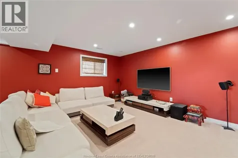 398 Poplar Drive Lakeshore ON N0R 1A0