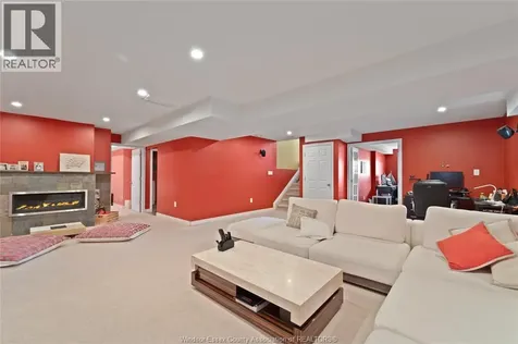 398 Poplar Drive Lakeshore ON N0R 1A0