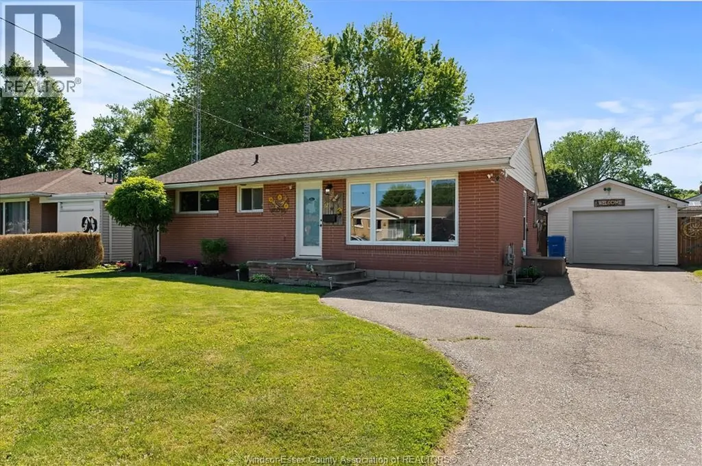 67 Danforth Avenue Leamington ON N8H 2P8
