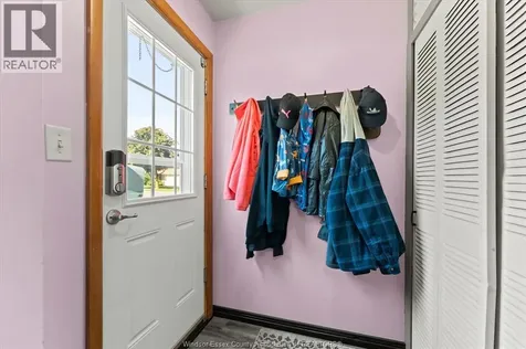 67 Danforth Avenue Leamington ON N8H 2P8