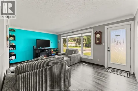 67 Danforth Avenue Leamington ON N8H 2P8