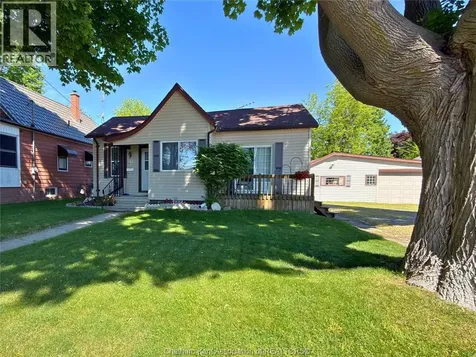 141 Poplar Street Chatham ON N7L 1K4