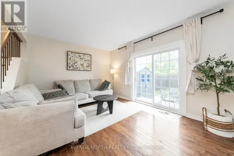 1103 Millwood Court Ottawa ON K1C 3E9