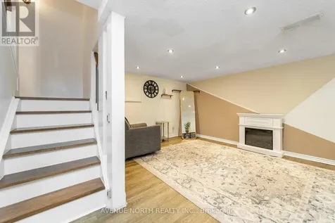 1103 Millwood Court Ottawa ON K1C 3E9