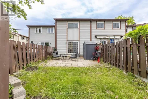 1103 Millwood Court Ottawa ON K1C 3E9
