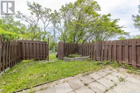 1103 Millwood Court Ottawa ON K1C 3E9