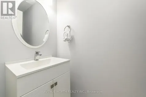 1103 Millwood Court Ottawa ON K1C 3E9