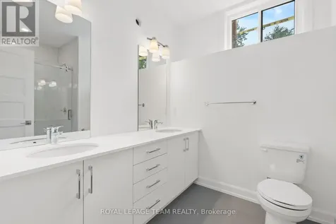 6954 Notre Dame Street Ottawa ON K1C 1H7