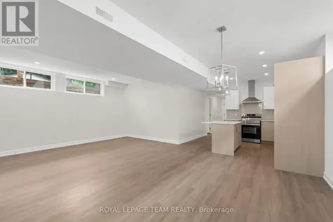 6954 Notre Dame Street Ottawa ON K1C 1H7