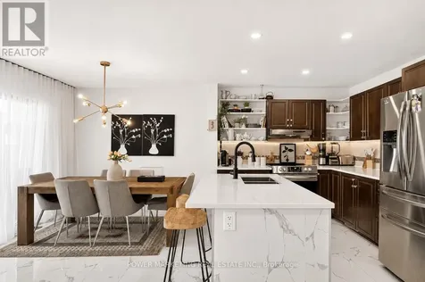 657 Clearbrook Drive North Ottawa ON K2J 5S1