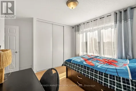 657 Clearbrook Drive North Ottawa ON K2J 5S1