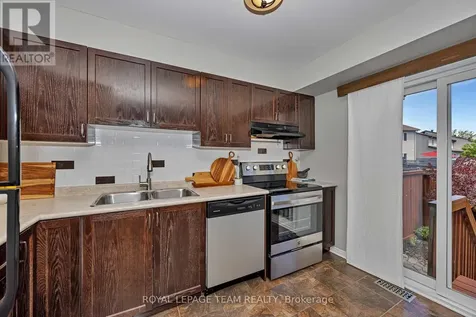 226 Arrita Street Ottawa ON K2S 0J7