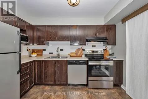 226 Arrita Street Ottawa ON K2S 0J7