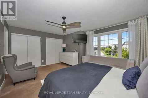 226 Arrita Street Ottawa ON K2S 0J7