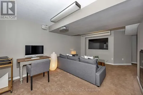 226 Arrita Street Ottawa ON K2S 0J7