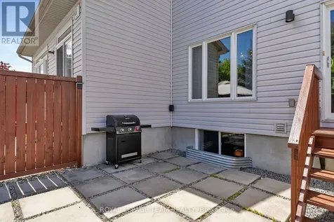 226 Arrita Street Ottawa ON K2S 0J7