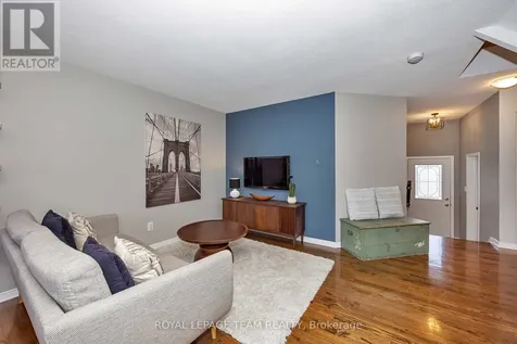 226 Arrita Street Ottawa ON K2S 0J7