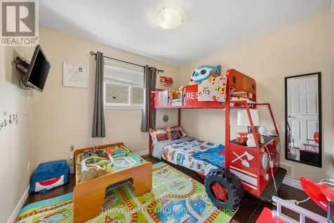 73 Greenway Boulevard St. Thomas ON N5P 4P8