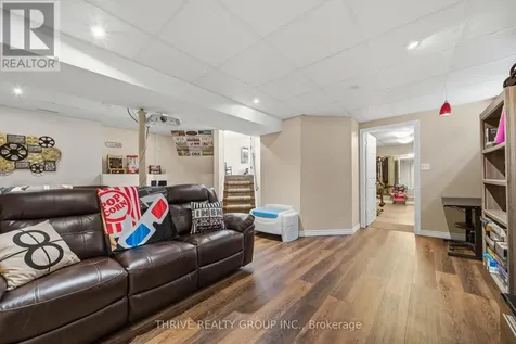 73 Greenway Boulevard St. Thomas ON N5P 4P8