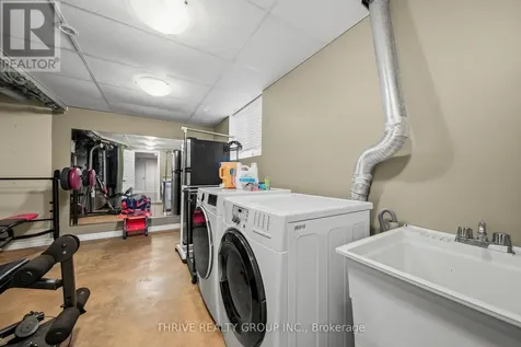 73 Greenway Boulevard St. Thomas ON N5P 4P8