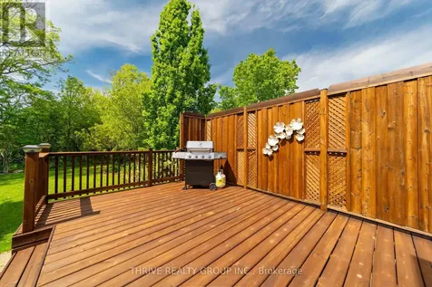 73 Greenway Boulevard St. Thomas ON N5P 4P8